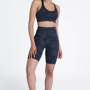 SPANX Look At Me Now Bike Shorts Black Camo 3X NEW